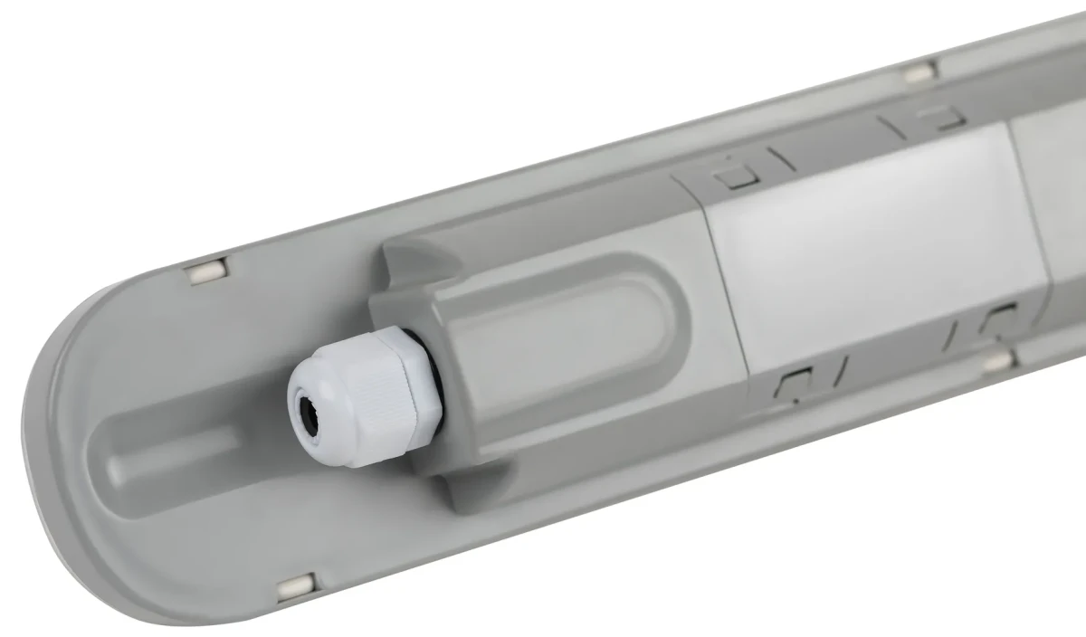 Линейный светодиодный светильник SPP-201-0-65K-L32 32Вт 6500K 4160Лм IP65 1200мм в линию до 10шт матовый Линейный светодиодный светильник SPP-201-0-65K-L32 32Вт 6500K 4160Лм IP65 1200мм в линию до 10шт матовый