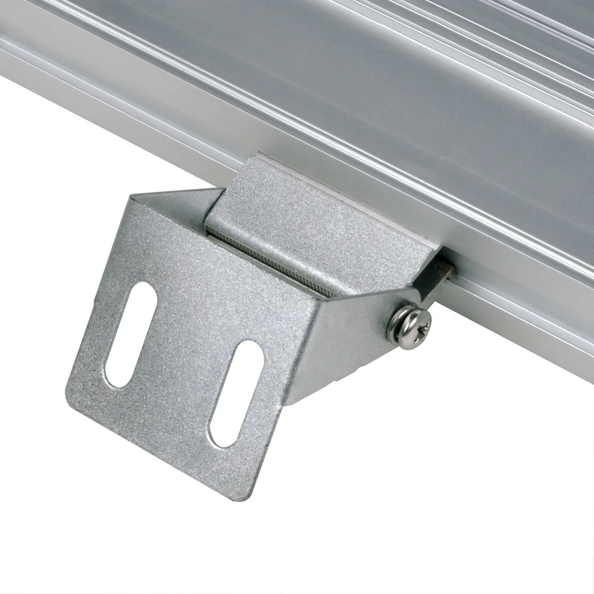Прожектор светодиодный линейный ULF-L52-18W/2700K/L100 220V IP65 SILVER 1000мм Теплый (2700К) 1620Лм Алюминий Прожектор светодиодный линейный ULF-L52-18W/2700K/L100 220V IP65 SILVER 1000мм Теплый (2700К) 1620Лм Алюминий