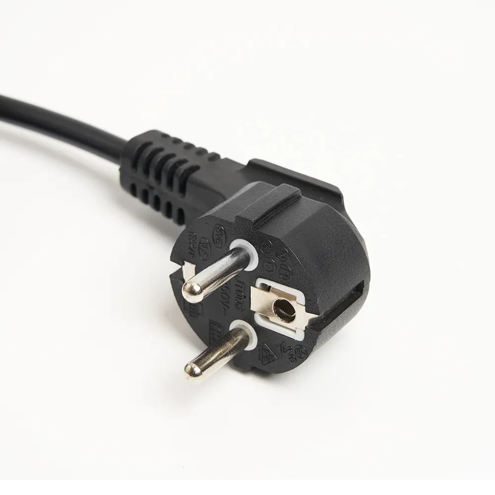 Прожектор светодиодный ДО-70w переносной 6400К 6300Лм IP65 Прожектор светодиодный ДО-70w переносной 6400К 6300Лм IP65