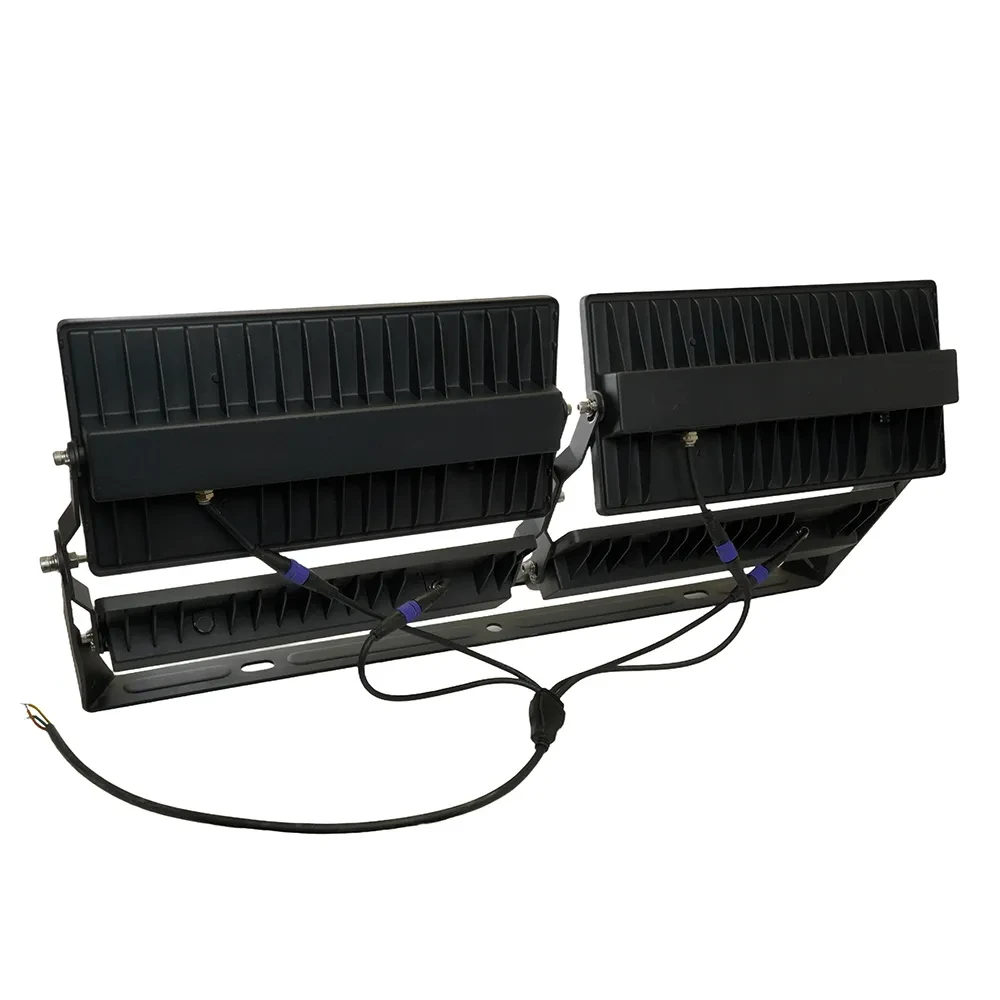 Прожектор светодиодный ДО-1000w 6400К 120000Лм IP65 черный Прожектор светодиодный ДО-1000w 6400К 120000Лм IP65 черный