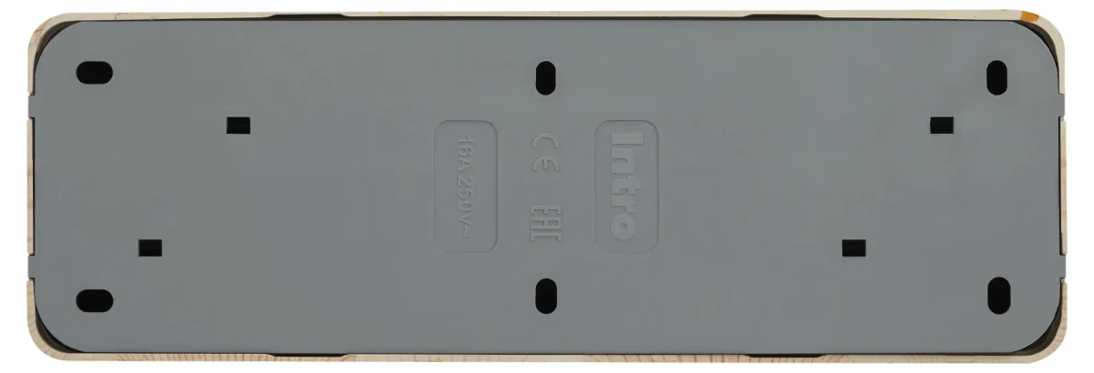 Розетка Intro Quadro 2-208-11 с заземлением четырехместная 4х2P+E, 16А-250В, IP20, ОУ, сосна Розетка Intro Quadro 2-208-11 с заземлением четырехместная 4х2P+E, 16А-250В, IP20, ОУ, сосна