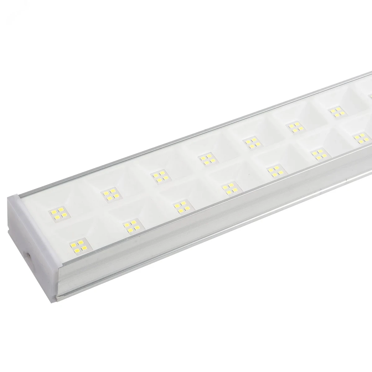 Светильник светодиодный ULO-FL120C-100W/6500K/K SILVER LINKABLE накладной соединяемый Дневной свет (6500K) Корпус серебристый Угол 120 градусов Светильник светодиодный ULO-FL120C-100W/6500K/K SILVER LINKABLE накладной соединяемый Дневной свет (6500K) Корпус серебристый Угол 120 градусов