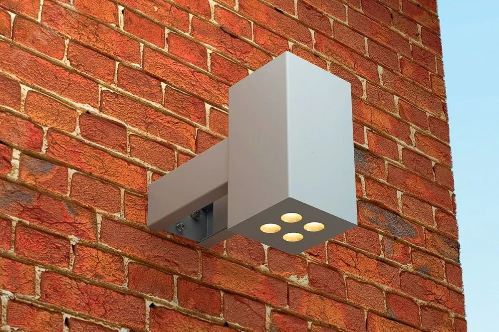 Светильник LED КУБИК (СБУ) 10Вт 1100Лм 5,0К КСС К13 IP67 накладной Светильник LED КУБИК (СБУ) 10Вт 1100Лм 5,0К КСС К13 IP67 накладной