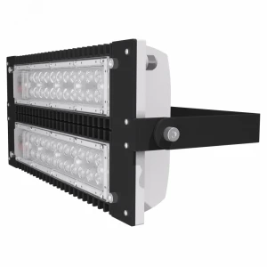 Светильник ДО-70w IP67 10430Лм 5000К 150х70° 12V Светильник ДО-70w IP67 10430Лм 5000К 150х70° 12V