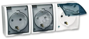 15 Aqua Розетка тройная 2Р+Е Schuko со шторками с крышкой полупр. IP54 16А 250В винт.зажим S15A белый 15 Aqua Розетка тройная 2Р+Е Schuko со шторками с крышкой полупр. IP54 16А 250В винт.зажим S15A белый