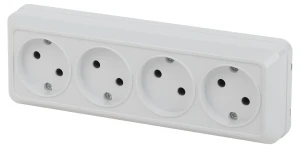 Розетка Intro Quadro 2-207-01 без заземления четырехместная 4х2P, 16А-250В, IP20, ОУ, белый