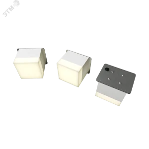 Светодиодный светильник RVE-LBX-LUMO20-PLAZA7510-3-GR (Квадрат Грильято 3шт 65х65х60мм 14Вт встраиваемый 4000K Белый) Светодиодный светильник RVE-LBX-LUMO20-PLAZA7510-3-GR (Квадрат Грильято 3шт 65х65х60мм 14Вт встраиваемый 4000K Белый)